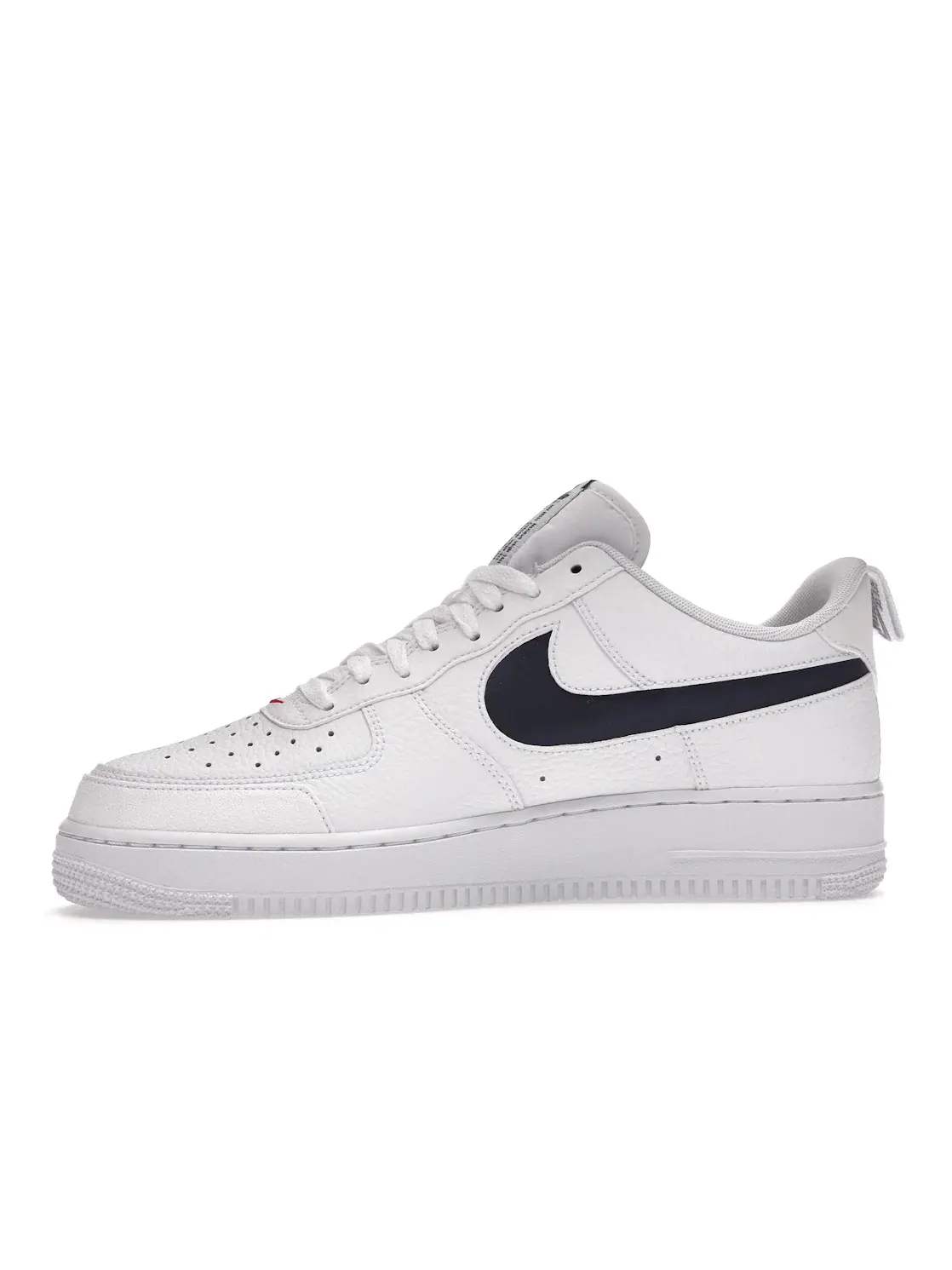 Мужские кроссовки Lifestyle Nike Air Force 1 LV8 — изображение 3 из 4