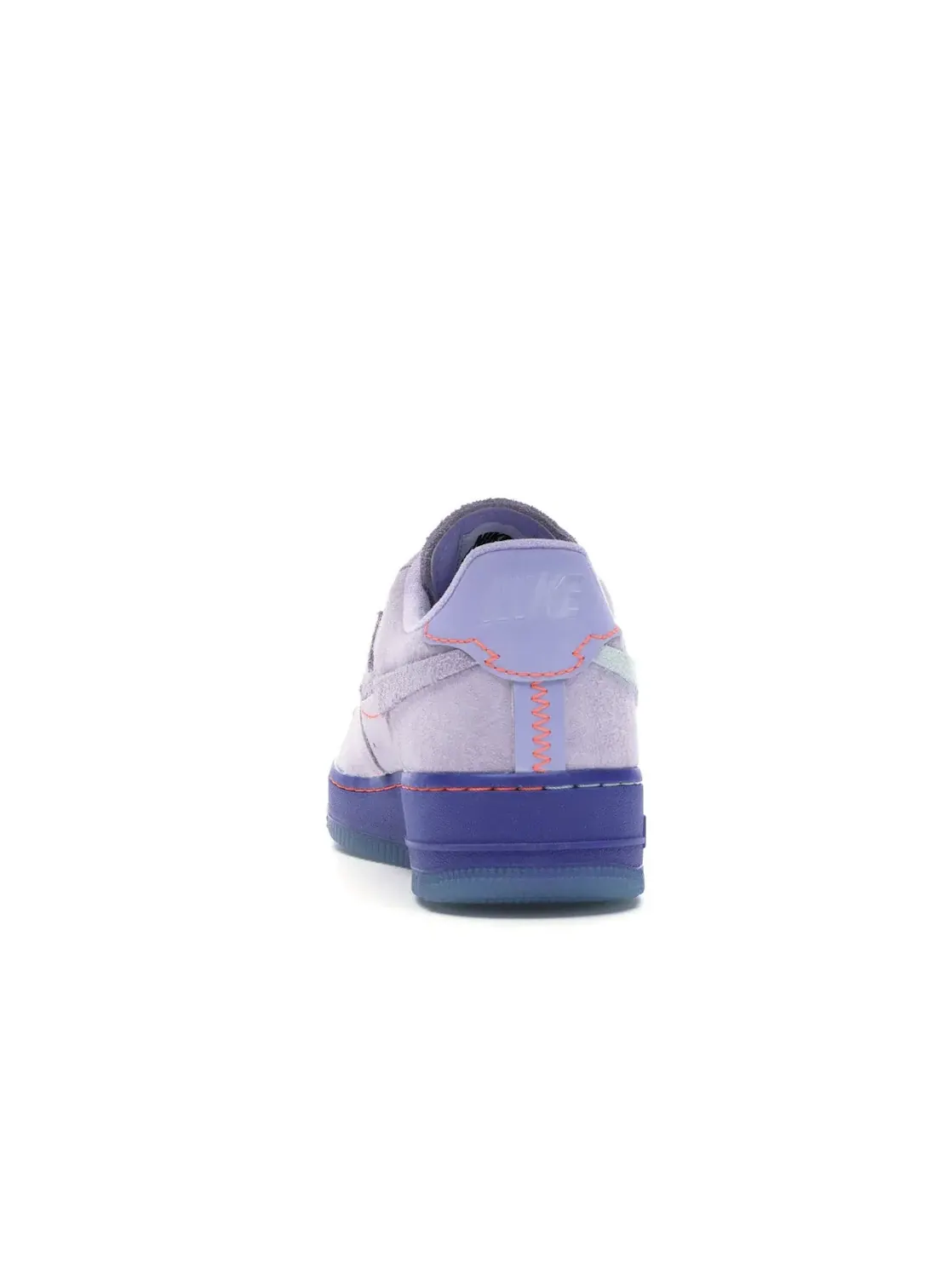 Женские кроссовки Lifestyle с верхом из нубука Nike Air Force 1 LX — изображение 4 из 4, фиолетовый/-фиолетовый