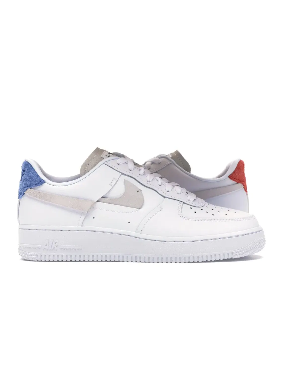 Женские кроссовки с асимметричным дизайном Nike Air Force 1 LX — изображение 1 из 4
