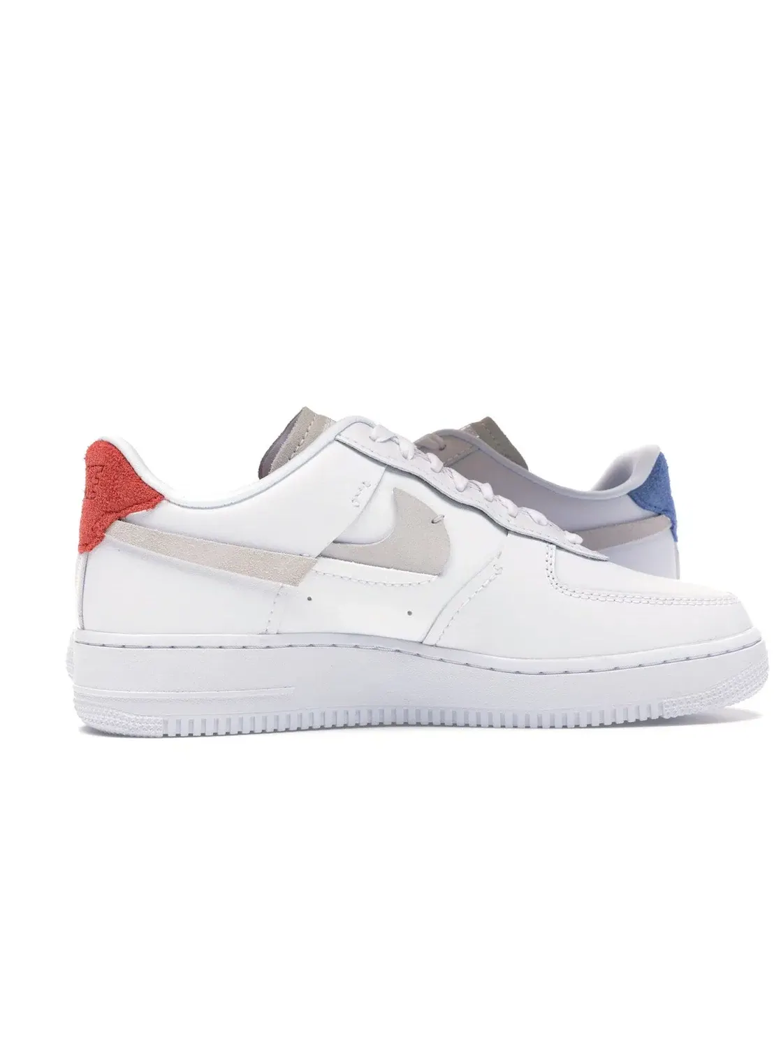 Женские кроссовки с асимметричным дизайном Nike Air Force 1 LX — изображение 3 из 4
