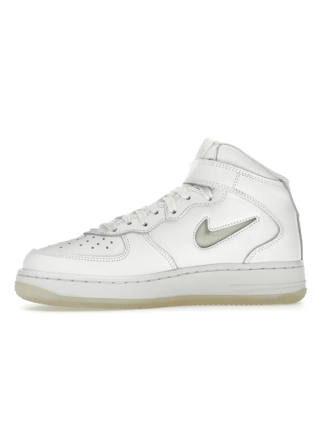 Мужские кроссовки Lifestyle Nike Air Force 1 Mid '07 — изображение 3 из 4, белый/светлый-белый