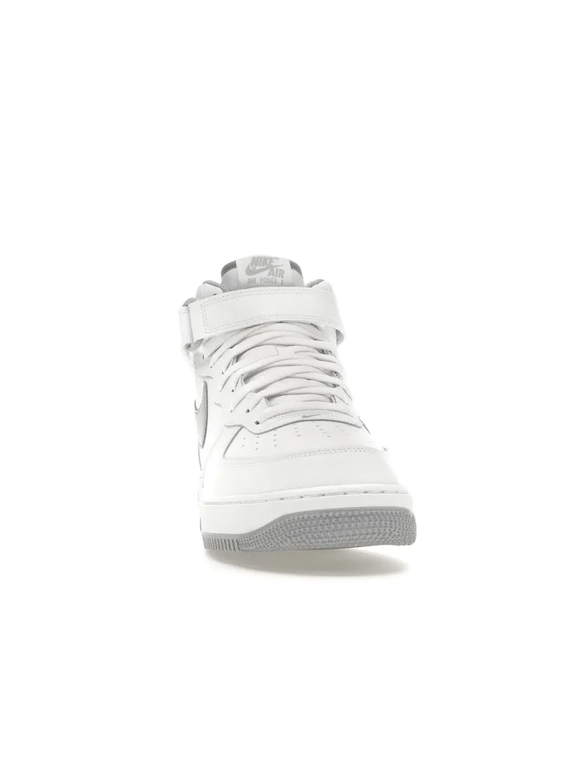 Мужские кроссовки Lifestyle Nike Air Force 1 Mid '07 — изображение 2 из 4, белый/белый/серый