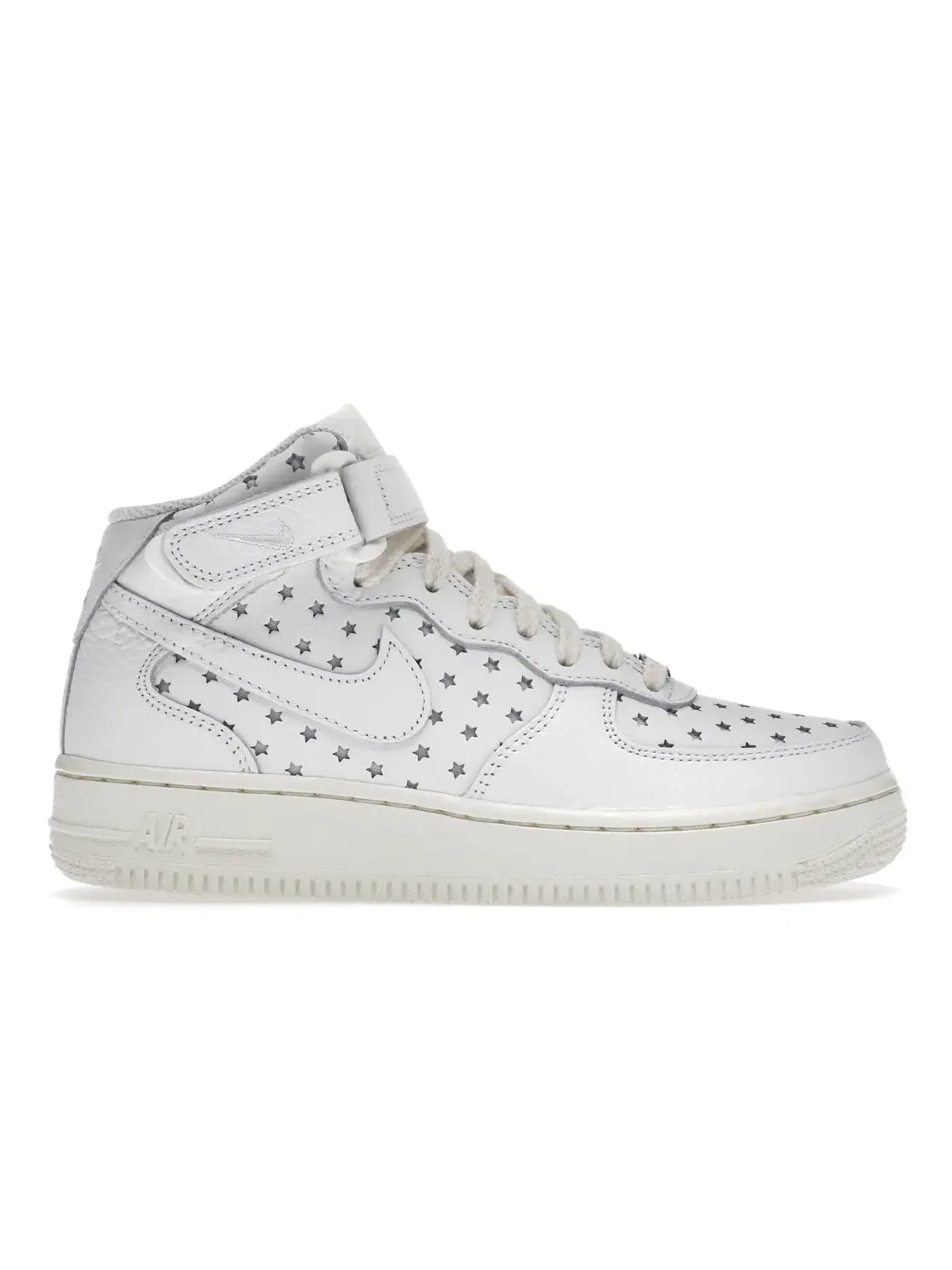Женские кроссовки с перфорацией Nike Air Force 1 Mid — изображение 1 из 4, белый/белый