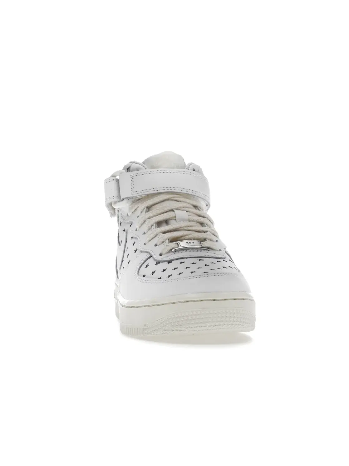Женские кроссовки с перфорацией Nike Air Force 1 Mid — изображение 2 из 4, белый/белый