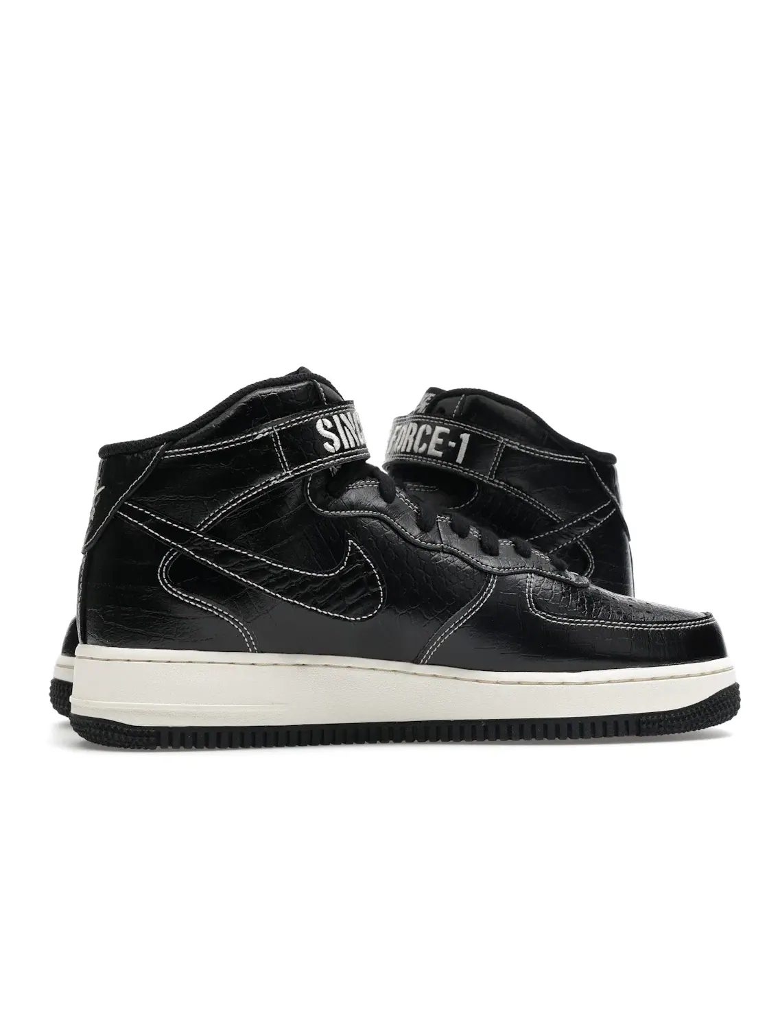 Мужские кроссовки с лазерной резкой Nike Air Force 1 Mid LX — изображение 3 из 4