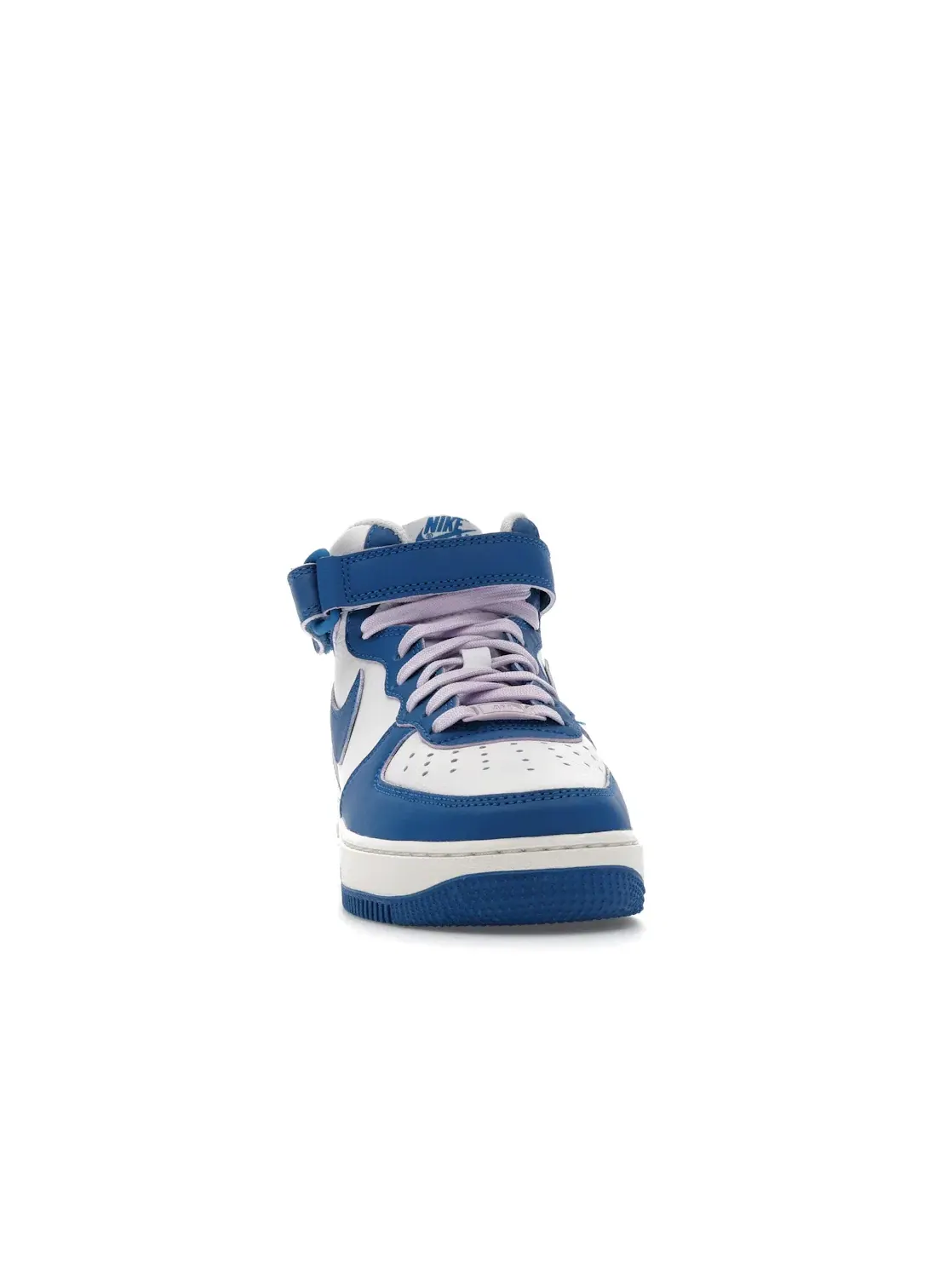 Женские кроссовки Lifestyle Nike Air Force 1 Mid — изображение 2 из 4, белый/синий