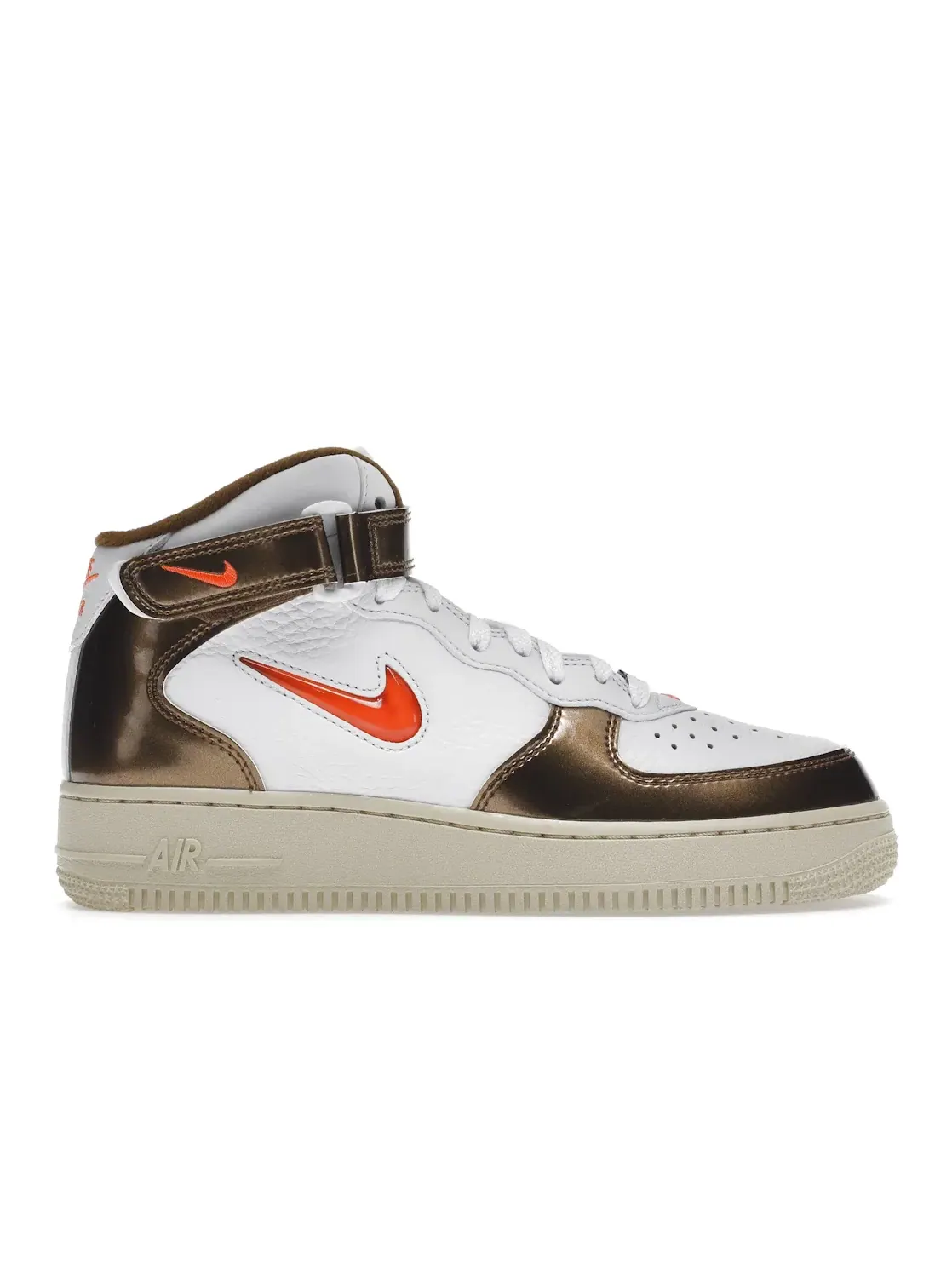 Мужские кроссовки с ретро-дизайном Nike Air Force 1 Mid QS Jewel Ale Brown Nike — изображение 1 из 4