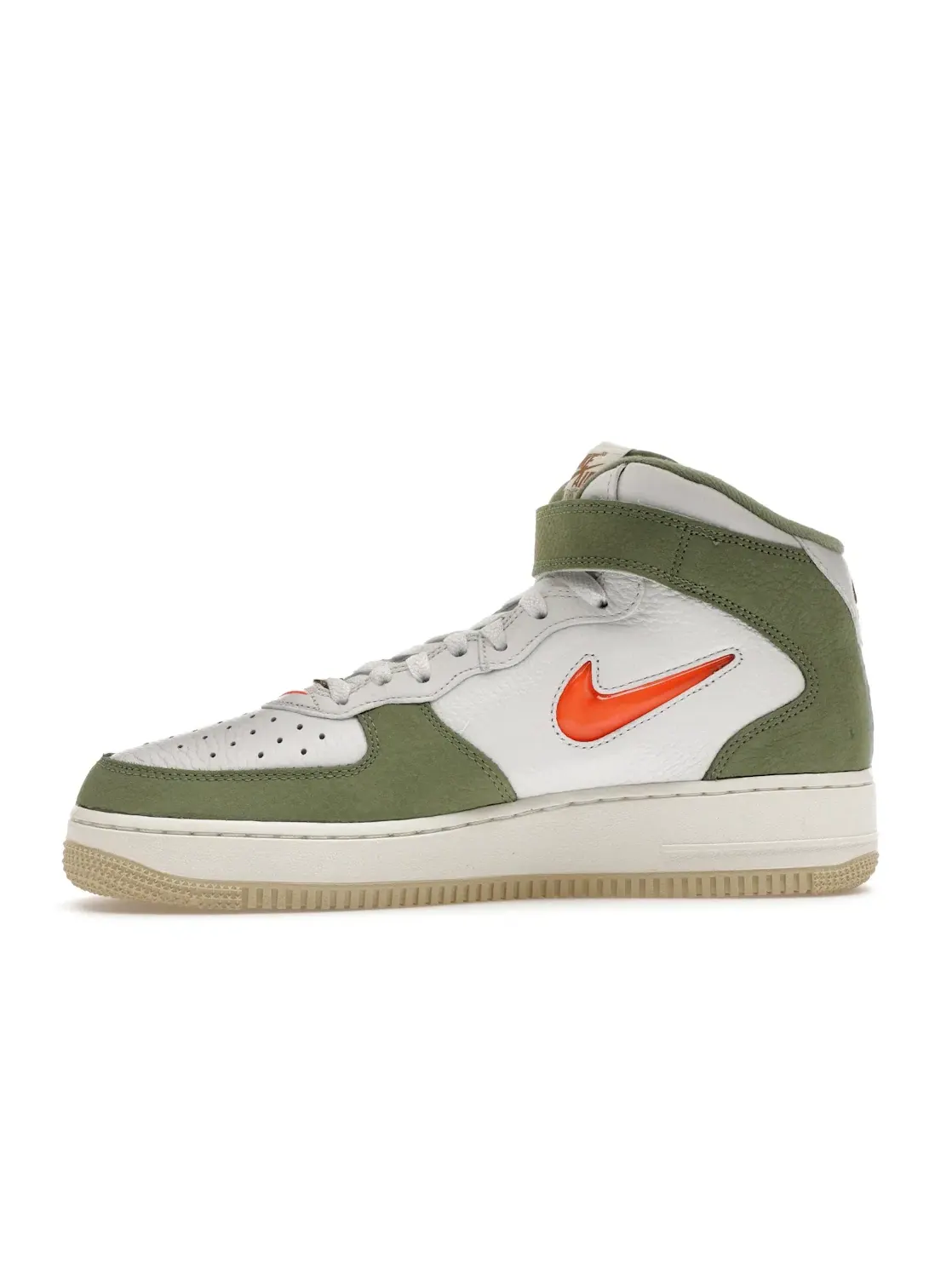 Мужские кроссовки с комбинированной шнуровкой Nike Air Force 1 Mid QS — изображение 3 из 4, белый/зеленый//оранжевый