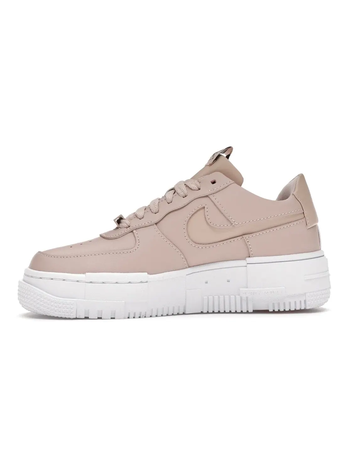 Женские кроссовки Lifestyle Nike Air Force 1 Low Pixel — изображение 3 из 4