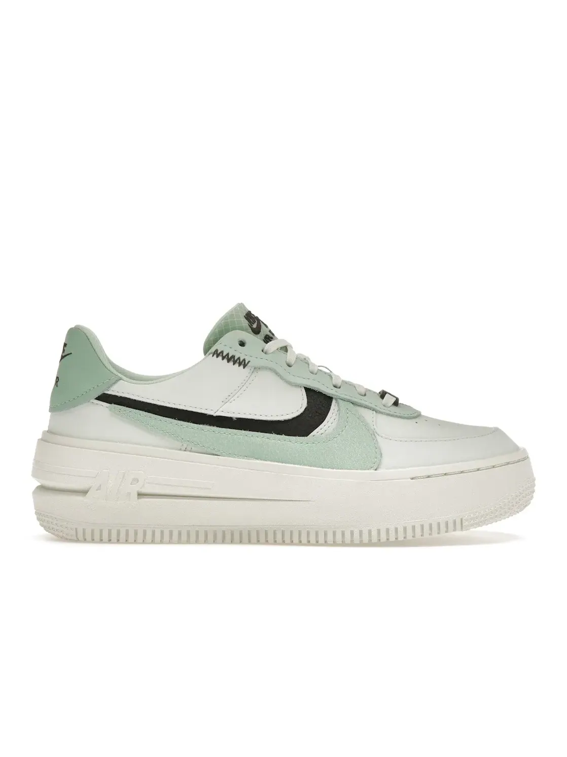 Женские кроссовки Nike Air Force 1 PLT.AF.ORM Nike — изображение 1 из 4