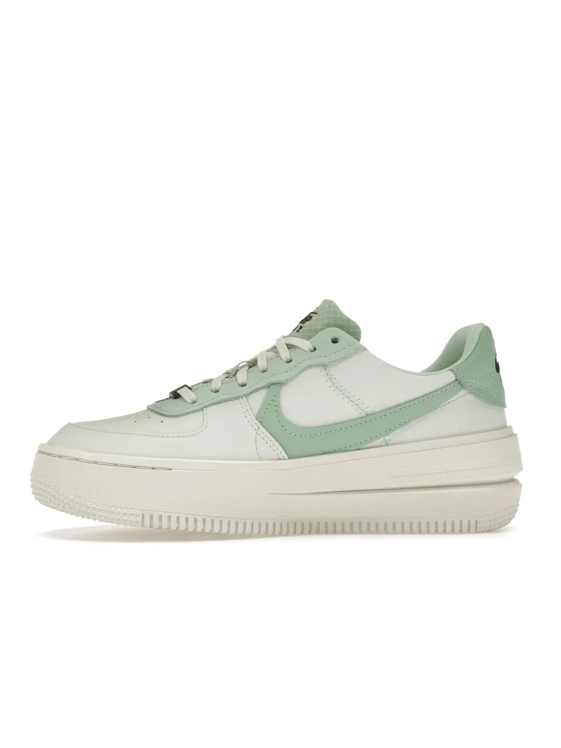 Женские кроссовки Nike Air Force 1 PLT.AF.ORM Nike — изображение 3 из 4