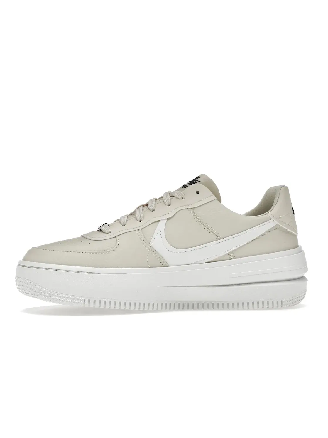 Женские кроссовки Lifestyle Nike Air Force 1 PLT.AF.ORM — изображение 3 из 4, белый-черный