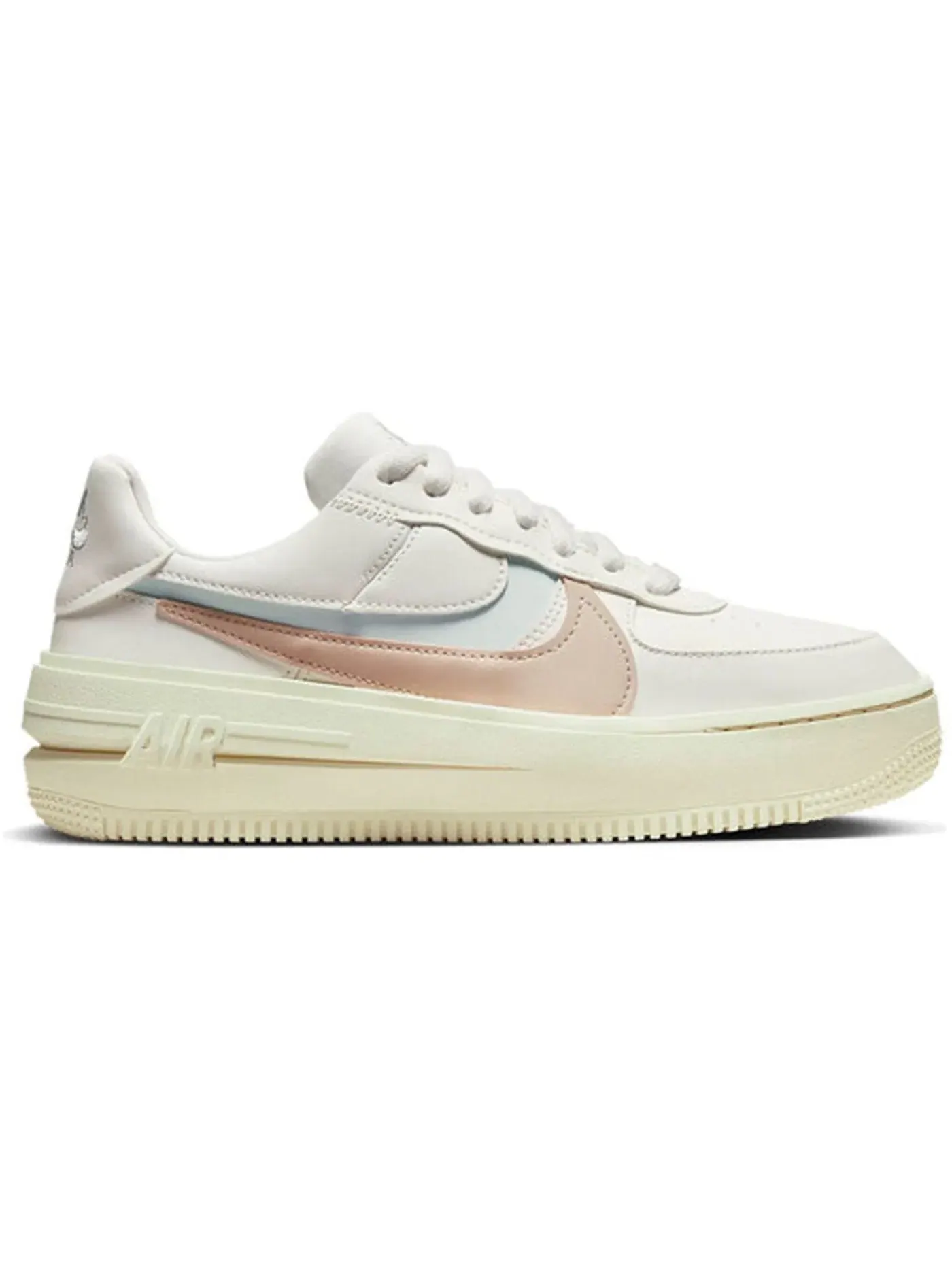Женские кроссовки с перфорацией Nike Air Force 1 PLT.AF.ORM Nike — изображение 1 из 1