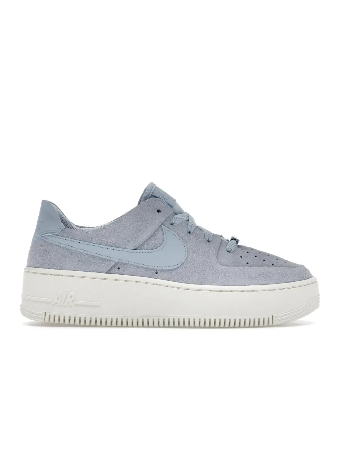 Женские кроссовки с низким профилем Nike Air Force 1 Sage Low — изображение 1 из 4