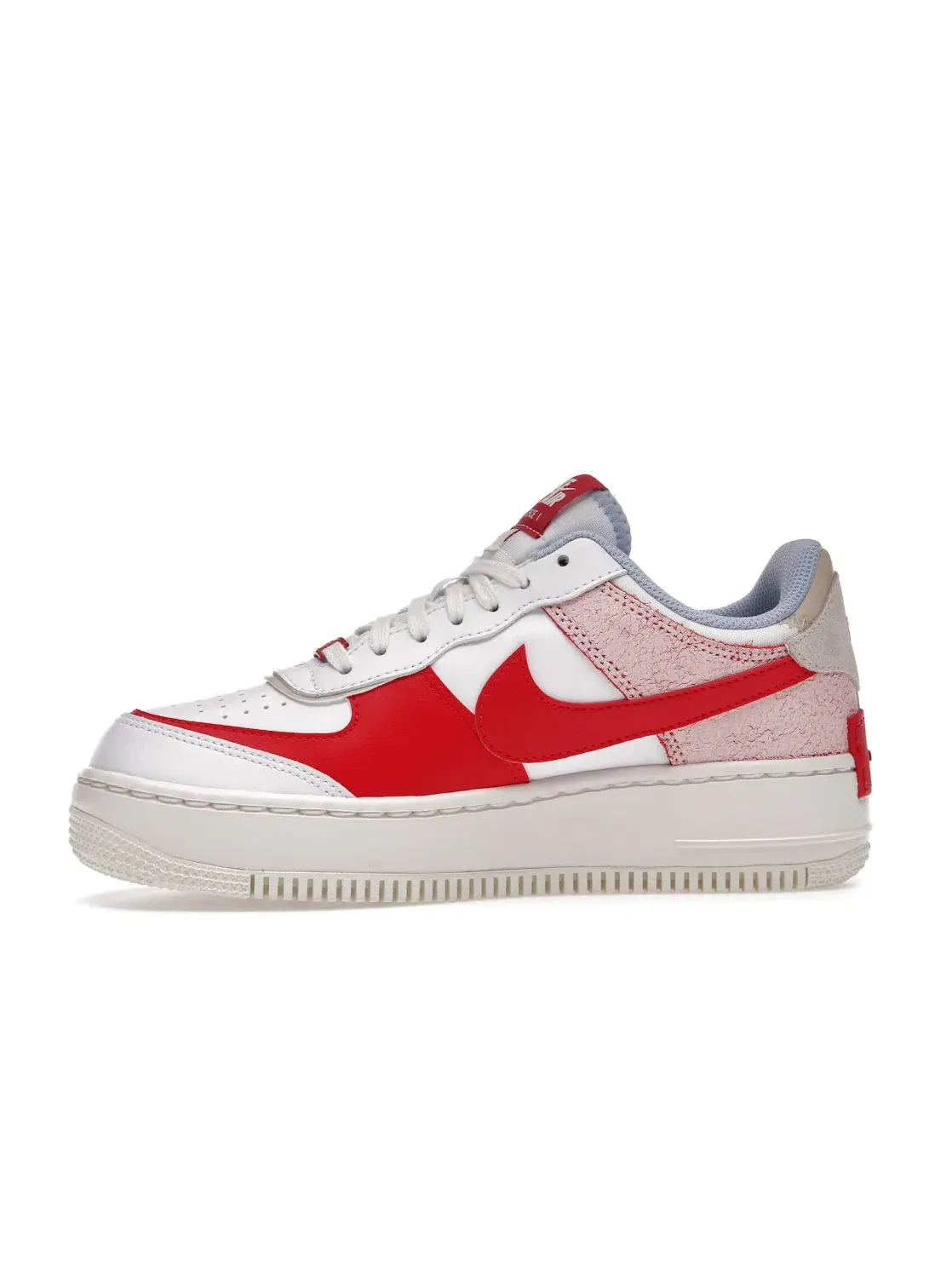 Женские кроссовки с перфорированной кожей Nike Air Force 1 Low Shadow — изображение 3 из 4, белый/красный/розовый
