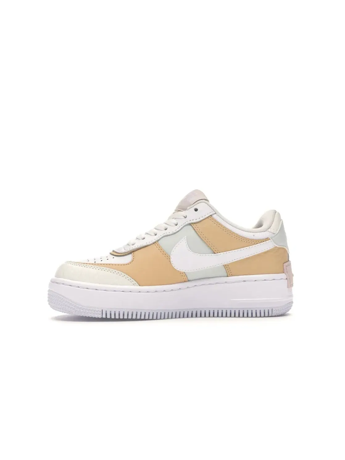 Женские кроссовки с перфорацией Nike Air Force 1 Low Shadow Nike — изображение 3 из 4, черный-белый