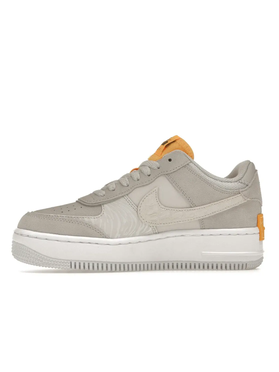 Женские кроссовки с перфорацией Nike Air Force 1 Low Shadow — изображение 3 из 4