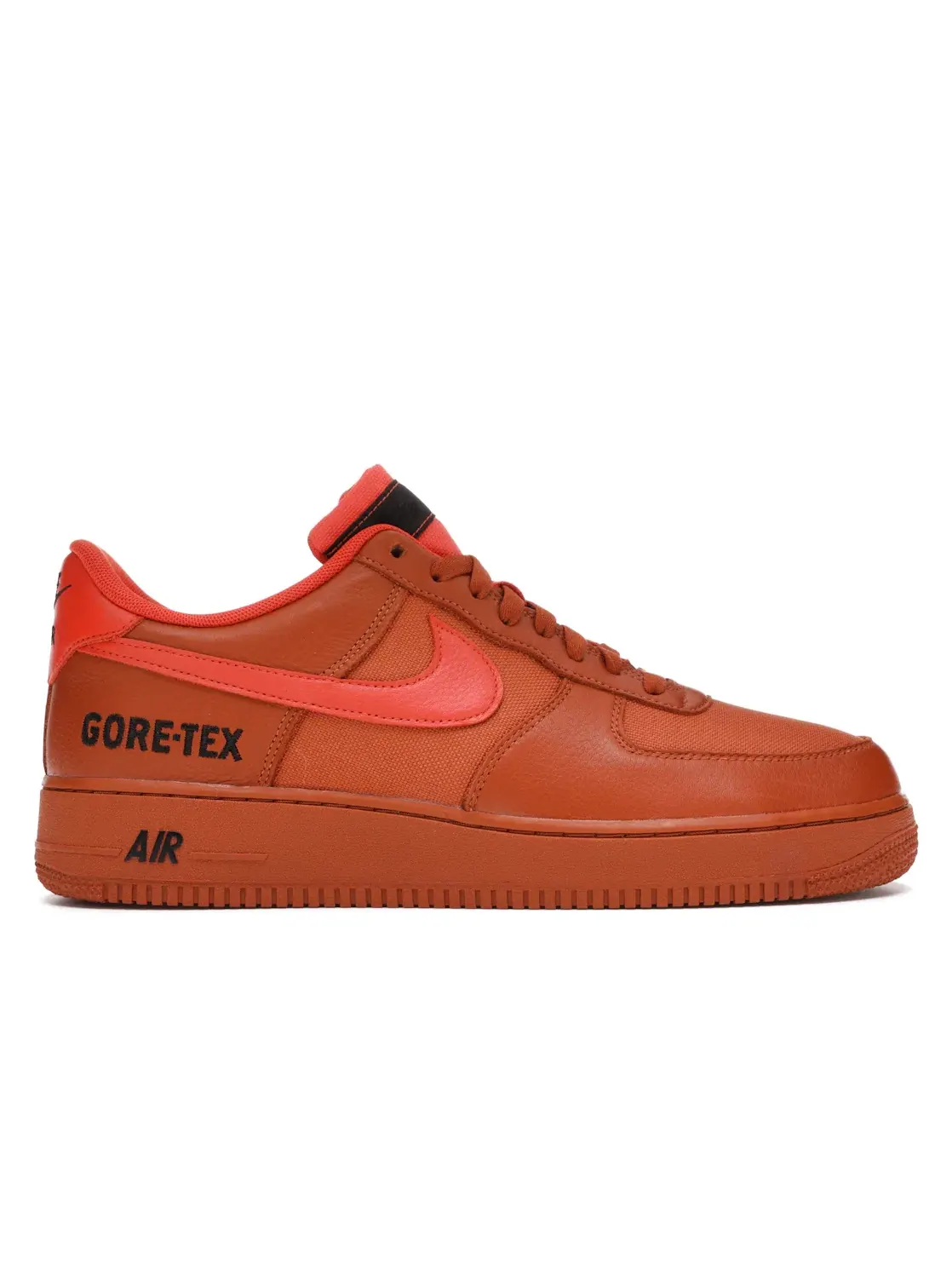 Мужские кроссовки Lifestyle с водонепроницаемой мембраной Nike Air Force 1 Low Gore-Tex — изображение 1 из 4, оранжевый