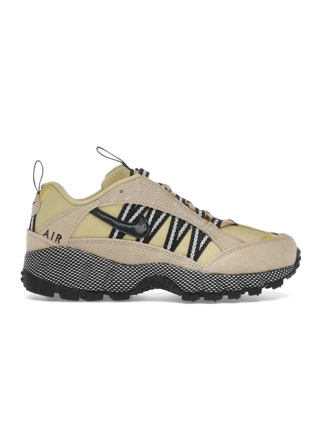 Женские кроссовки Lifestyle Nike Air Humara — изображение 1 из 4, золотистый//черный