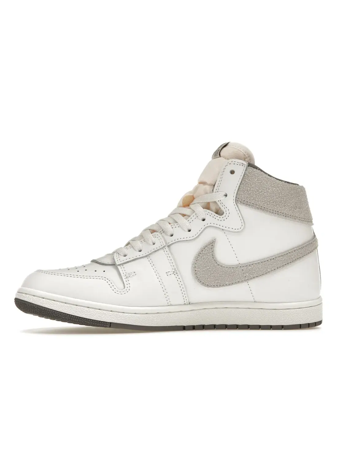 Мужские кроссовки лимитированной серии Nike Jordan Air Ship PE SP Jordan — изображение 3 из 4, белый/-серый