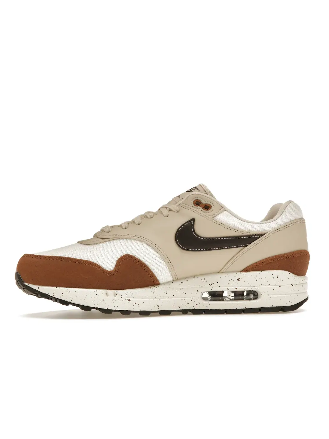Женские кроссовки с замшевыми вставками Nike Air Max 1 '87 — изображение 3 из 4
