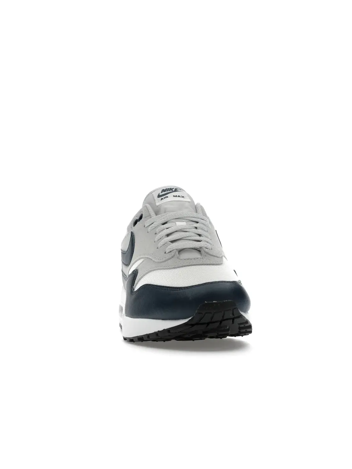 Мужские кроссовки с амортизацией Nike Air Max 1 Essential — изображение 2 из 4, белый темно-синий
