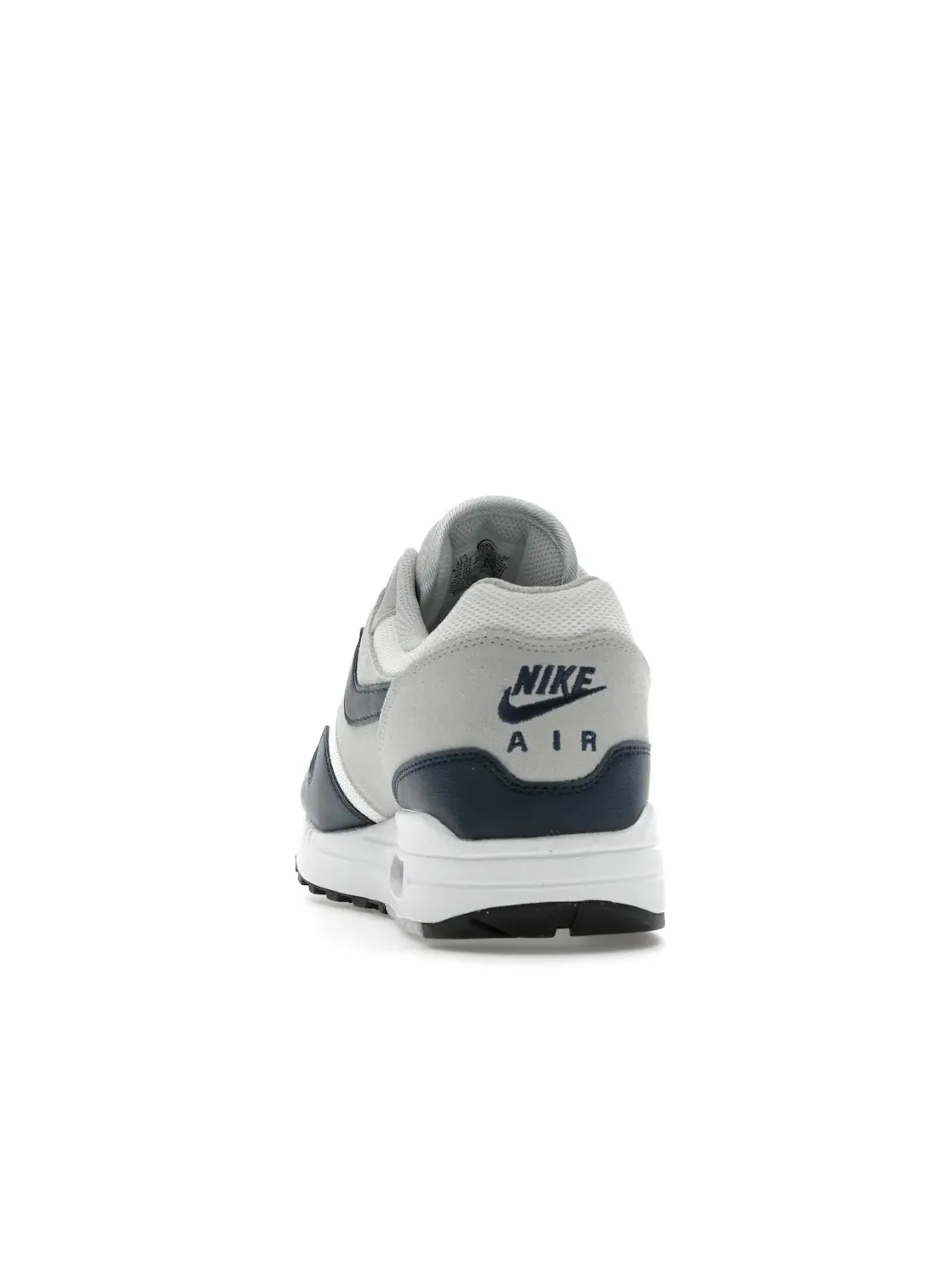 Мужские кроссовки с амортизацией Nike Air Max 1 Essential — изображение 4 из 4, белый темно-синий