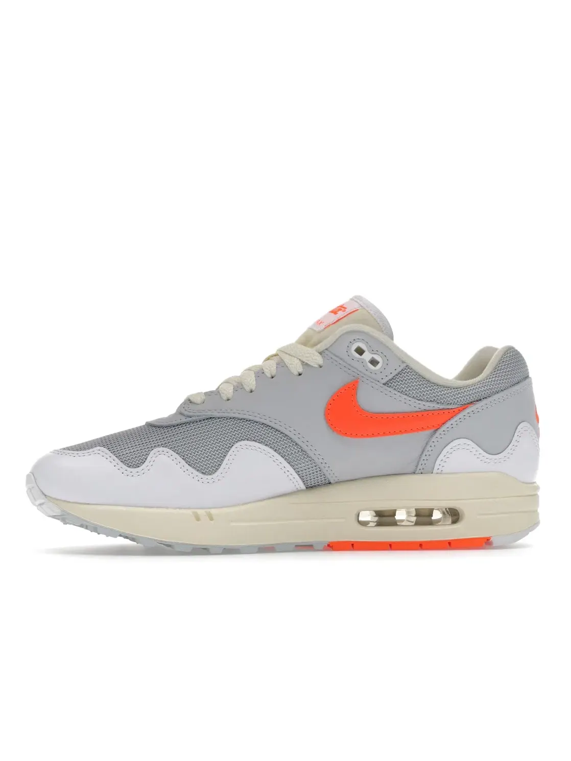 Мужские кроссовки с волновым рисунком Nike Air Max 1 Patta Waves — изображение 3 из 4, белый//платиновый