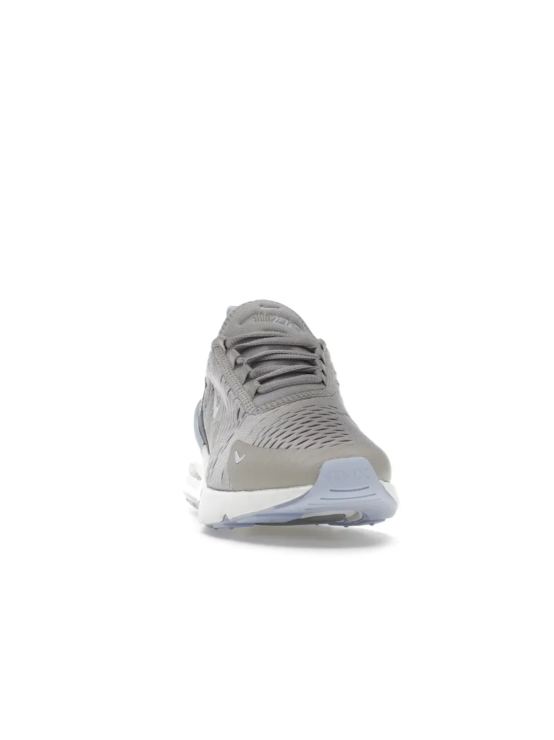 Женские кроссовки для активного отдыха Nike Air Max 270 Essential — изображение 2 из 4