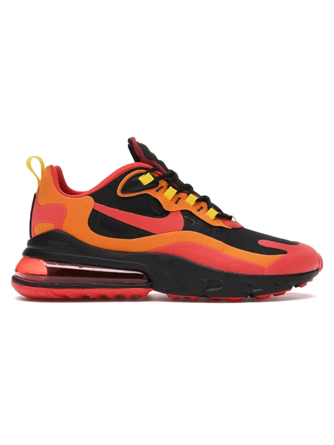 Мужские кроссовки Lifestyle Nike Air Max 270 React — изображение 1 из 4