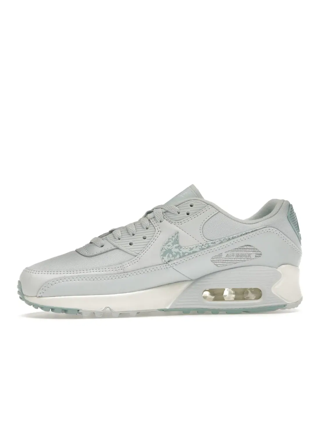Женские кроссовки Lifestyle с кроссовками Nike Air Max 90 — изображение 3 из 4, белый