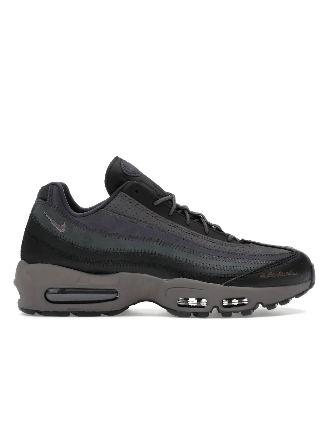 Мужские кроссовки Lifestyle с принтом Nike Air Max 95 A Ma Mani√re Hand Wash Cold — изображение 1 из 4, черный/фиолетовый