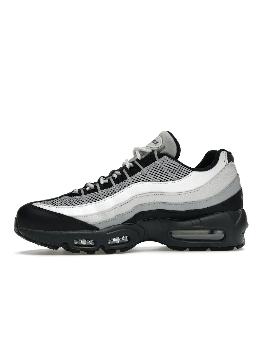 Женские кроссовки Lifestyle с отражающими элементами Nike Air Max 95 LX — изображение 3 из 4, светлый серый/черный