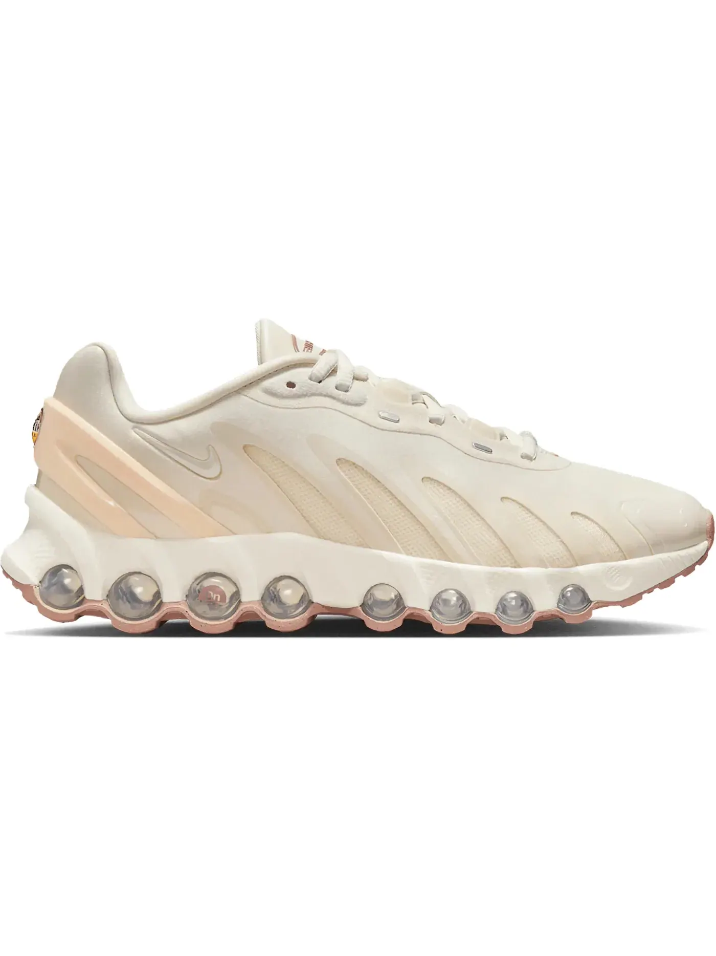 Женские кроссовки Lifestyle Nike Air Max Dn8 — изображение 1 из 1, белый//розовый