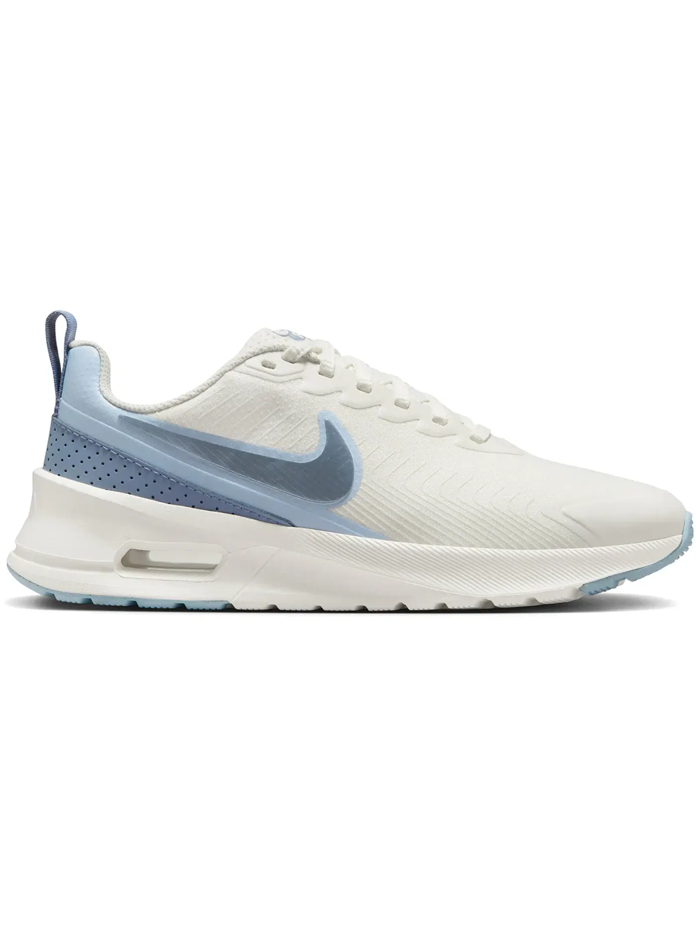 Женские кроссовки Lifestyle Nike Air Max Nuaxis Nike — изображение 1 из 1, светлый синий