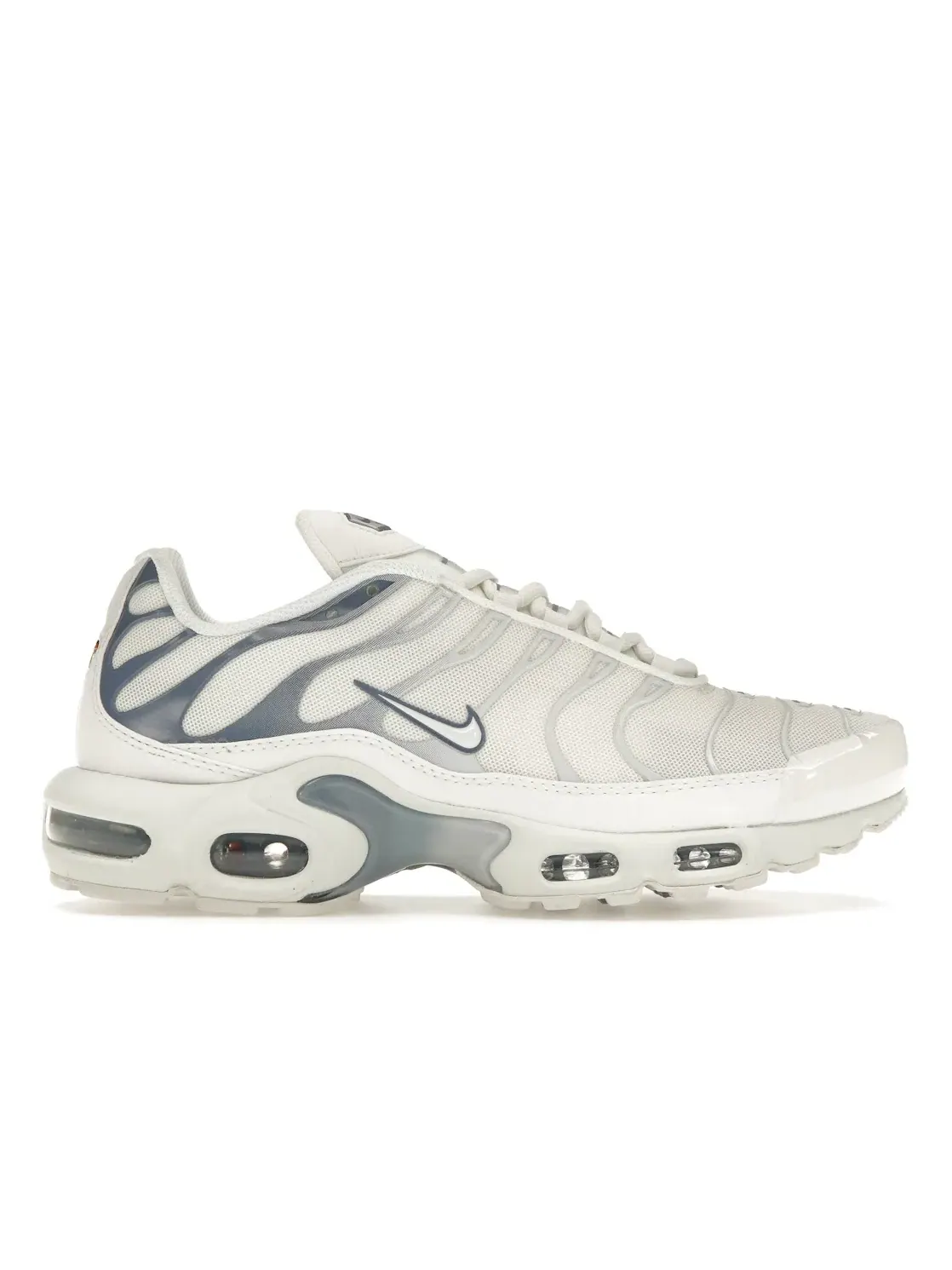 Женские кроссовки с сетчатым верхом Nike Air Max Plus — изображение 1 из 3, белый//светлый синий