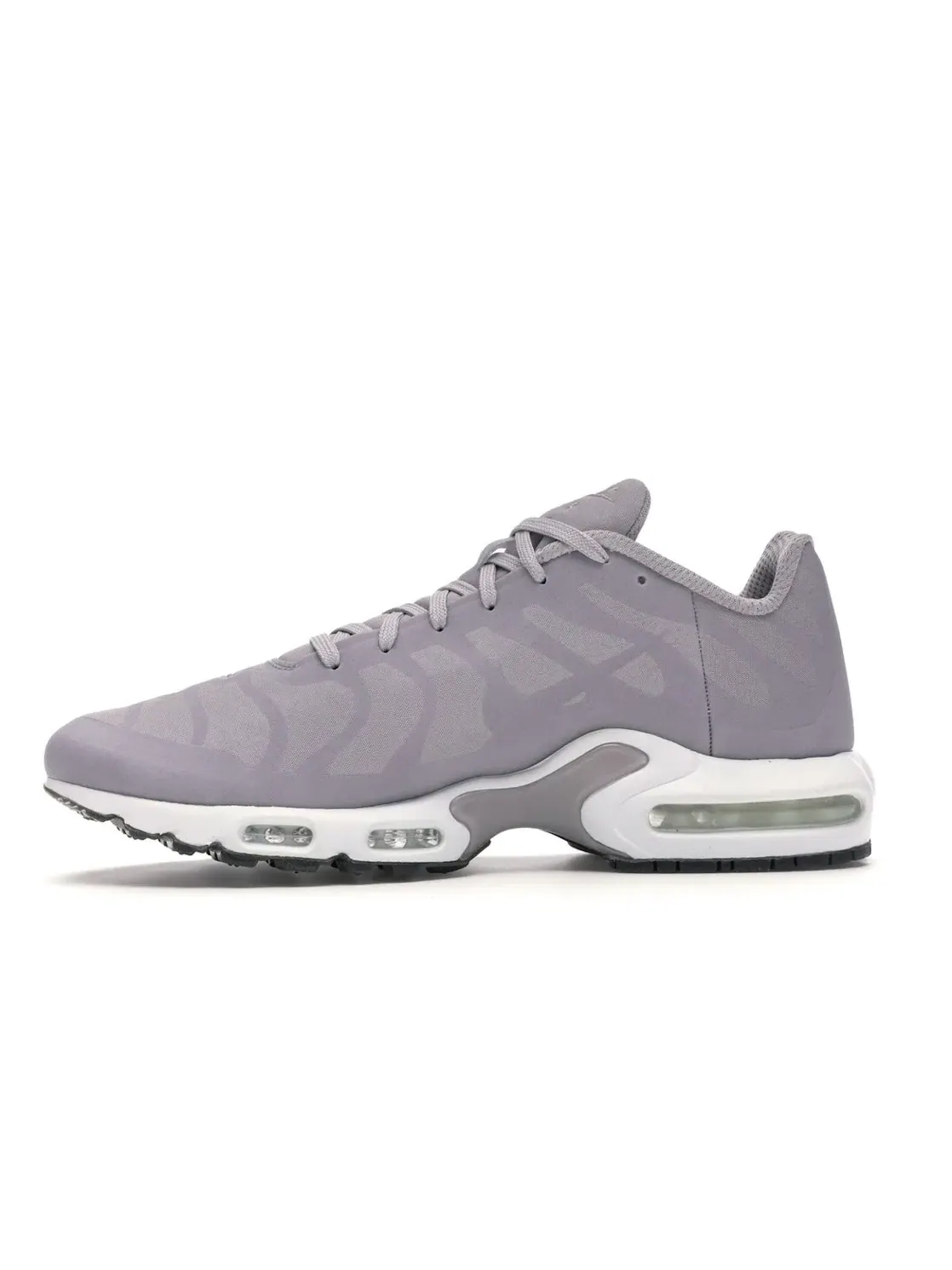 Мужские кроссовки Lifestyle Nike Air Max Plus Big Logo Wolf Grey — изображение 3 из 4, серый/черный-белый