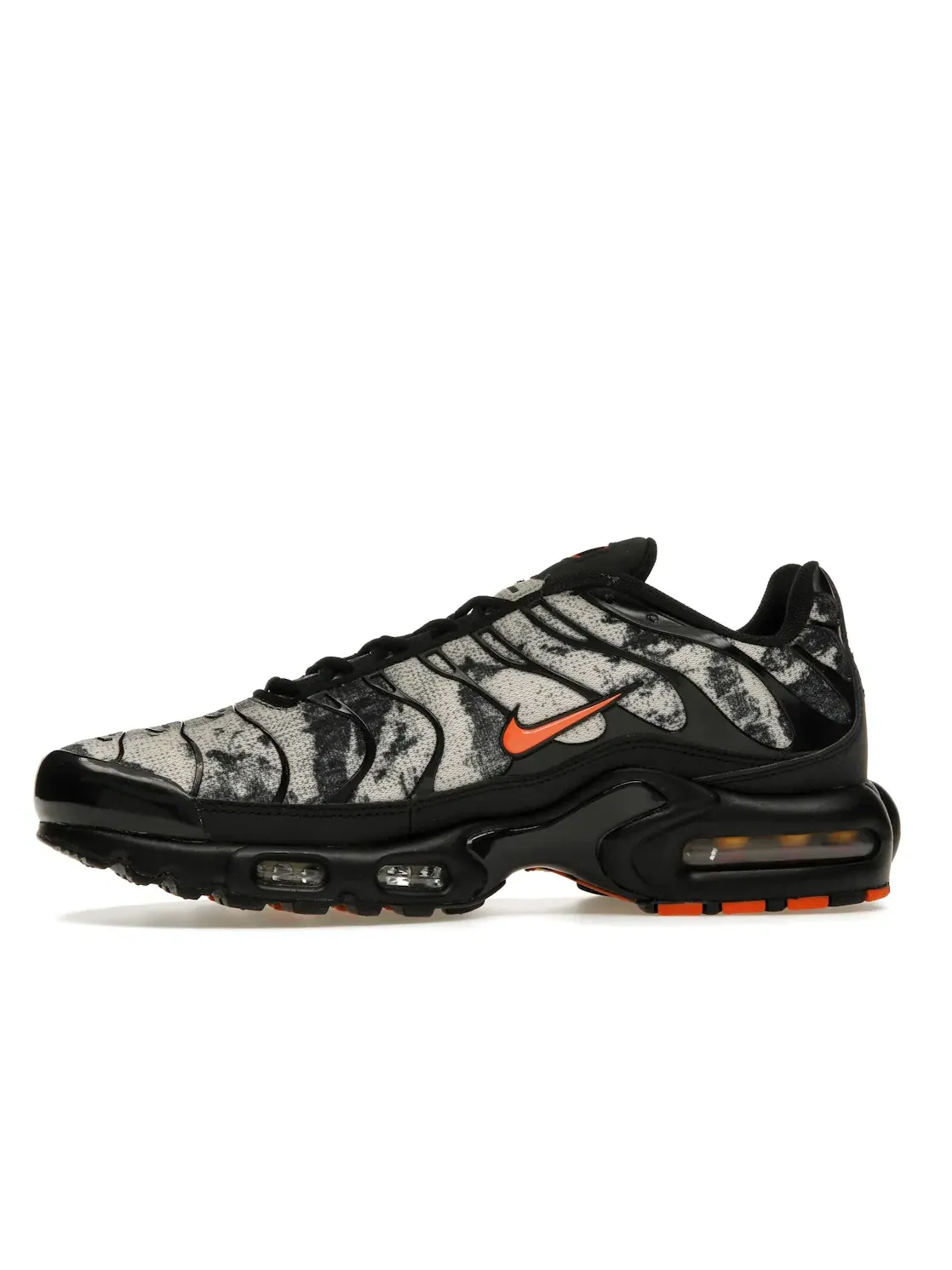 Мужские кроссовки Lifestyle Nike Air Max Plus — изображение 3 из 4, черный/белый/оранжевый