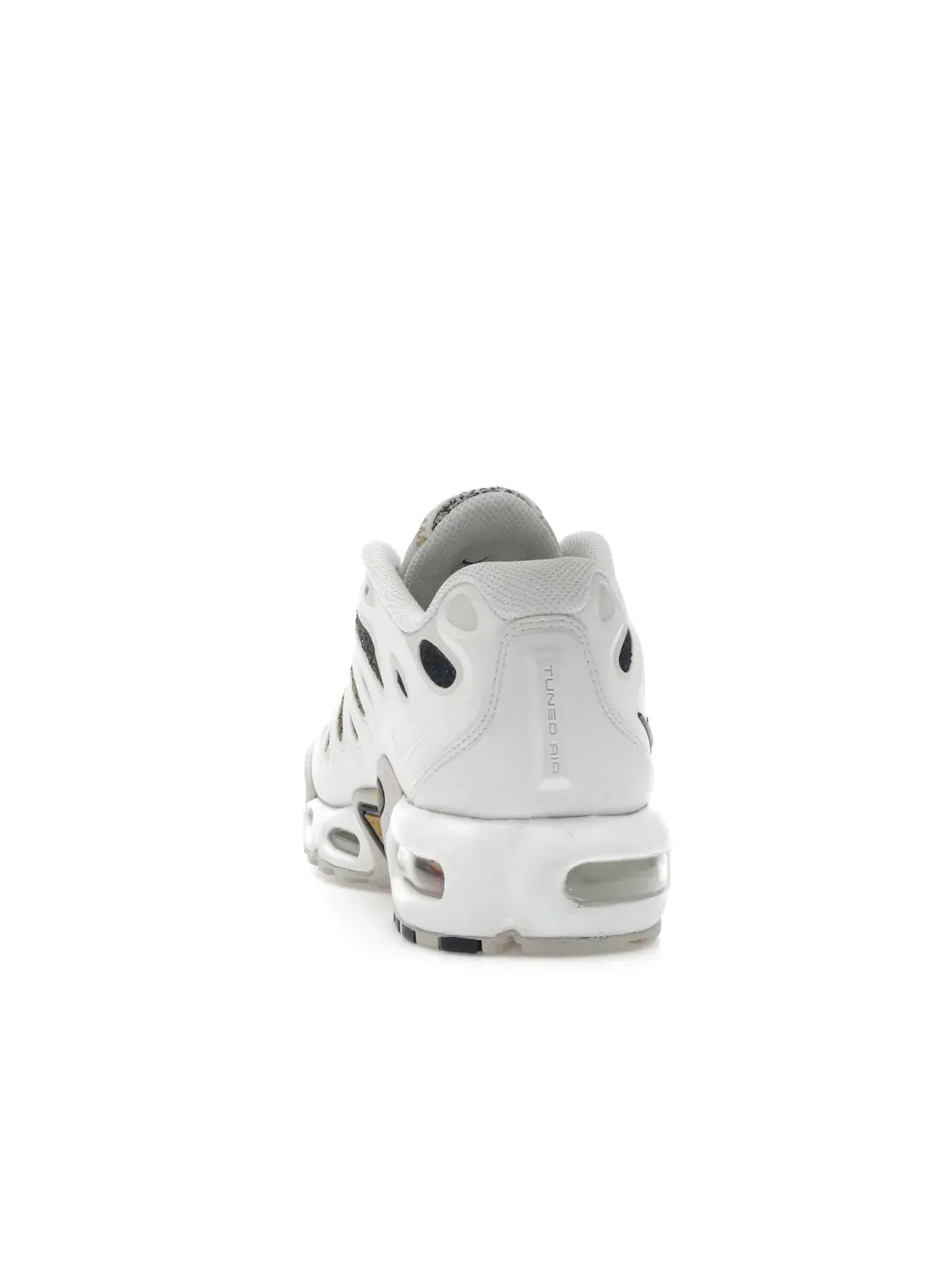 Мужские кроссовки Lifestyle Nike Air Max Plus Drift Nike — изображение 4 из 4, золотистый/темно-синий