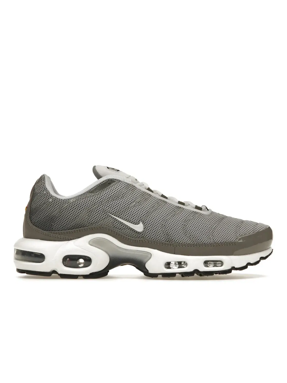 Мужские кроссовки с металлическим отливом Nike Air Max Plus — изображение 1 из 4, белый--черный