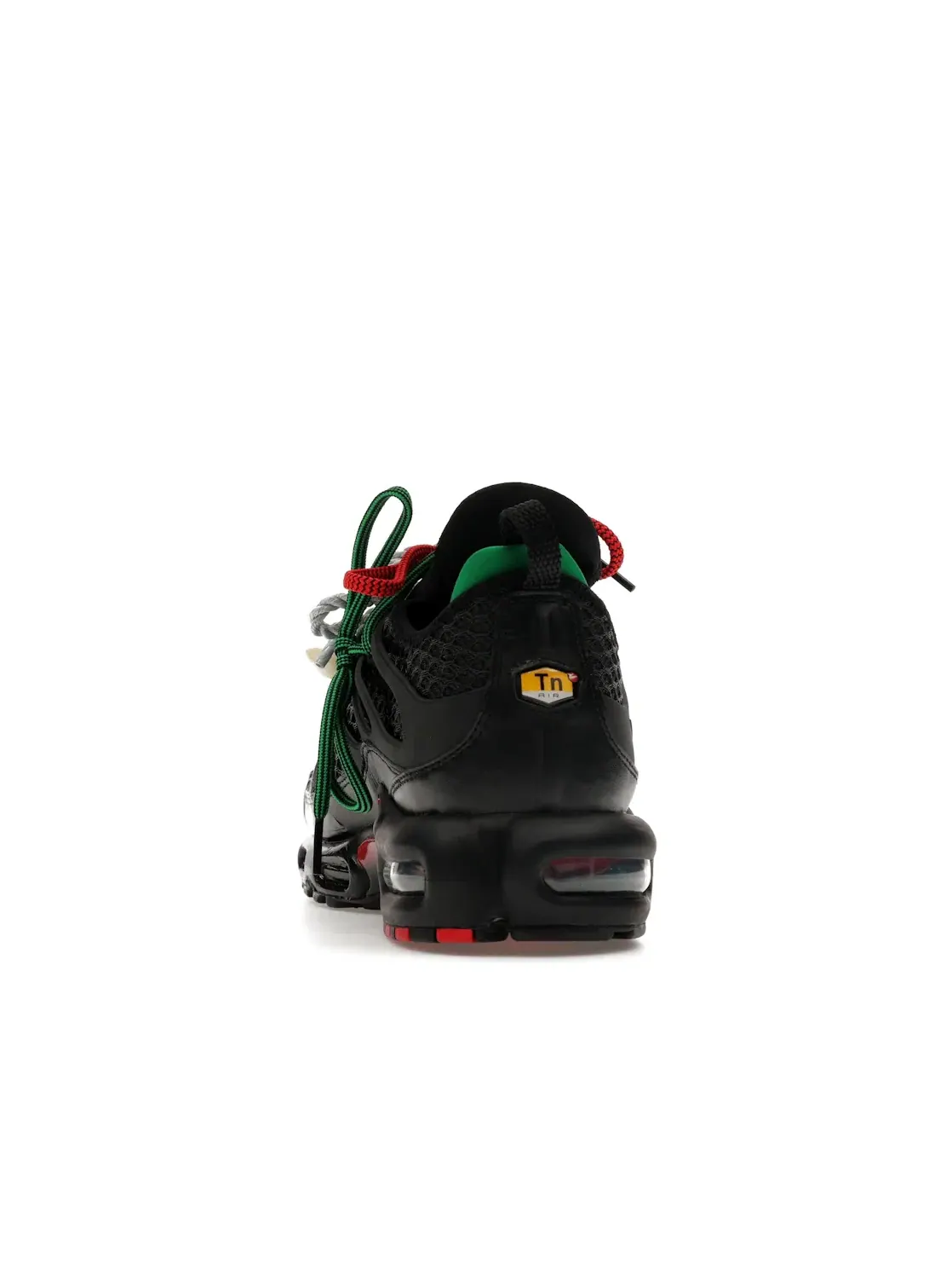 Мужские кроссовки Lifestyle с волнообразными накладками Nike Air Max Plus — изображение 4 из 4, черный/зеленый/красный