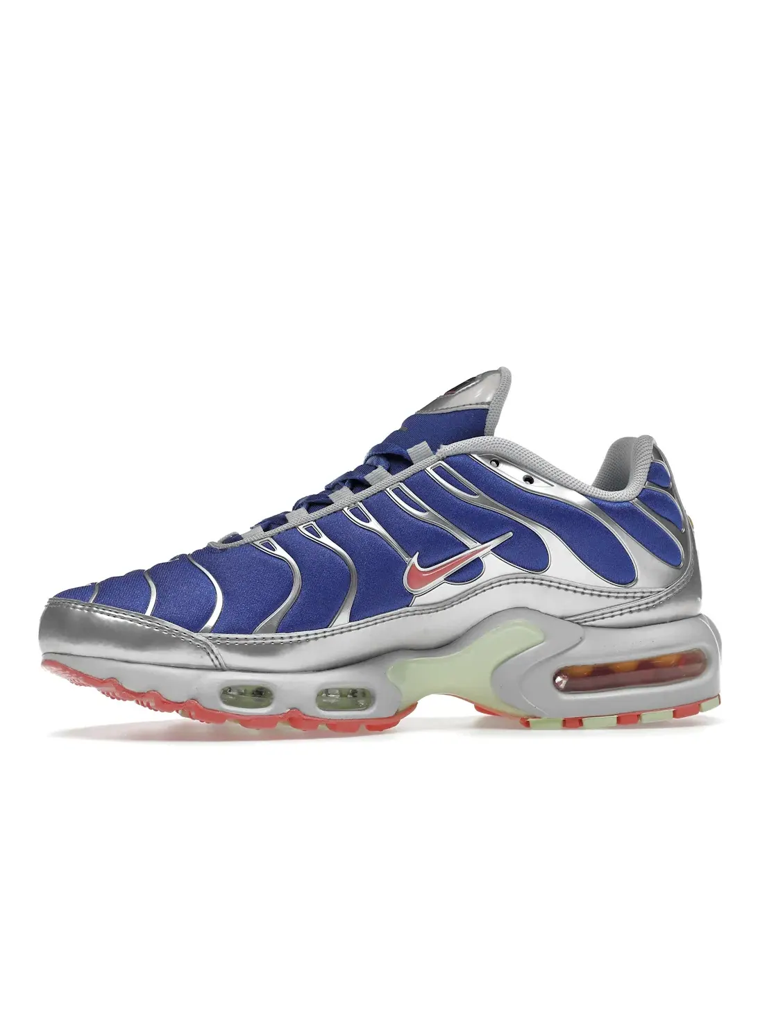 Женские кроссовки Lifestyle Nike Air Max Plus — изображение 3 из 4, темный серый