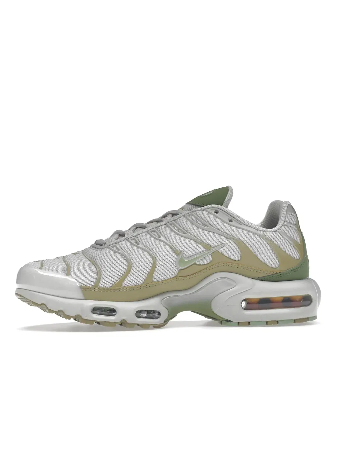 Женские кроссовки Lifestyle Nike Air Max Plus, Light Bone/Honeydew-Alligator — изображение 3 из 4