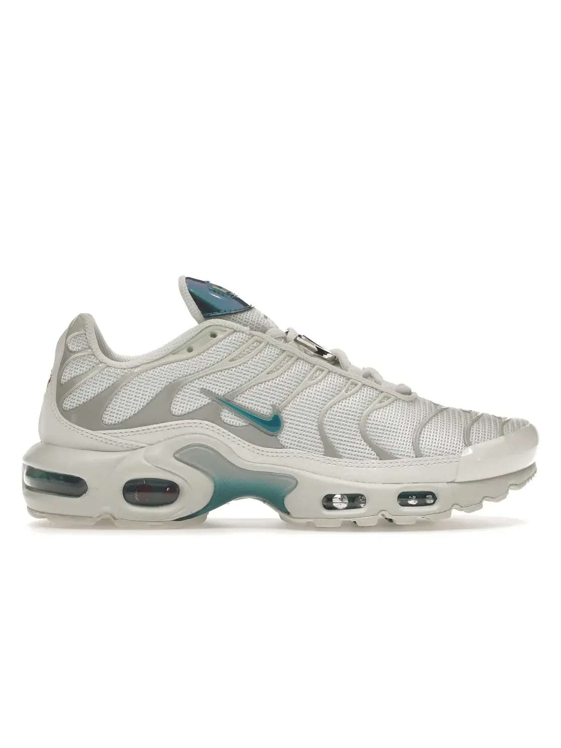 Женские кроссовки Lifestyle Nike Air Max Plus — изображение 1 из 4