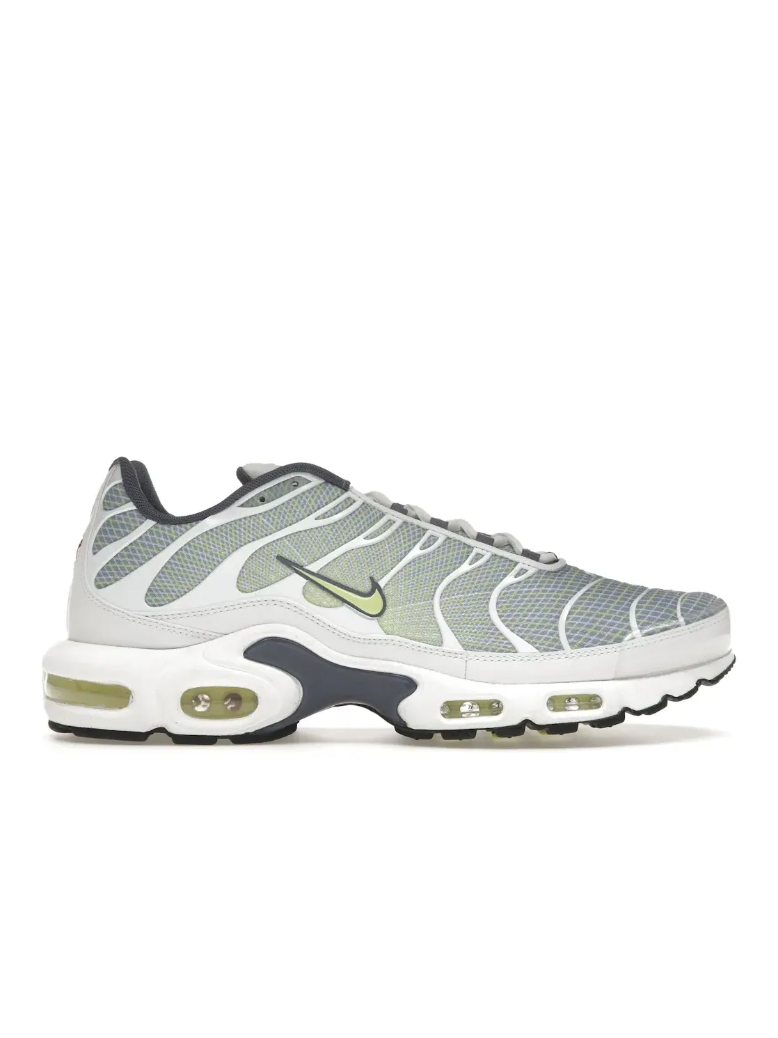 Мужские кроссовки Lifestyle с контрастными акцентами Nike Air Max Plus — изображение 1 из 4, серый//белый