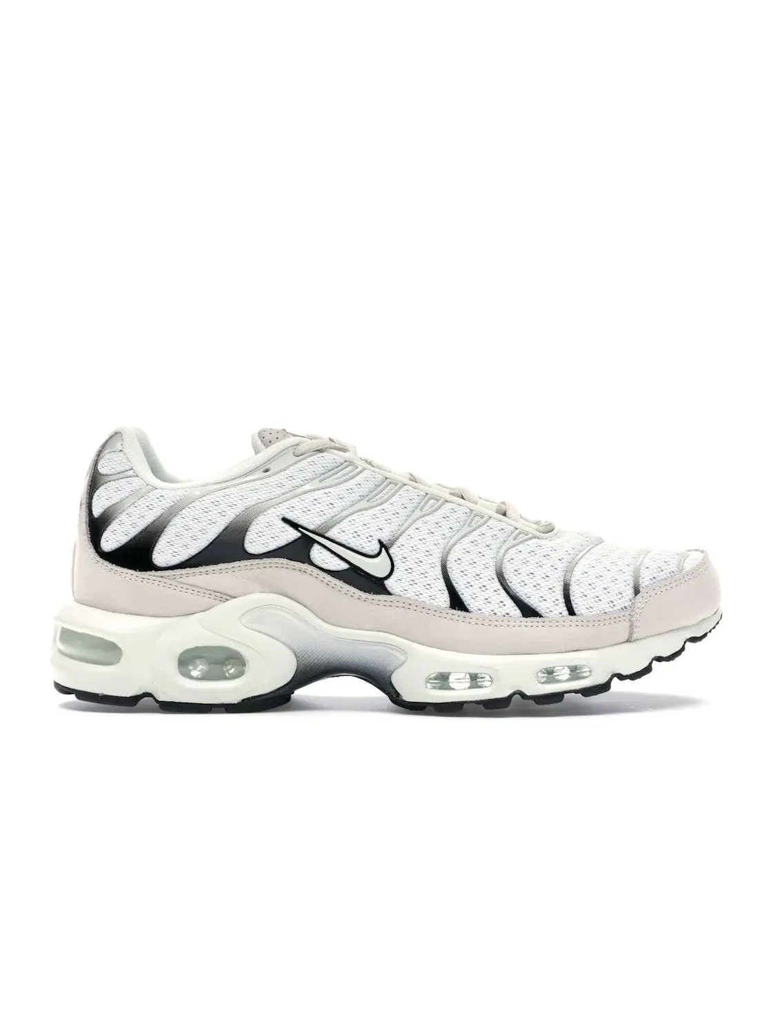 Мужские кроссовки Lifestyle Nike Air Max Plus — изображение 1 из 4, черный-красный