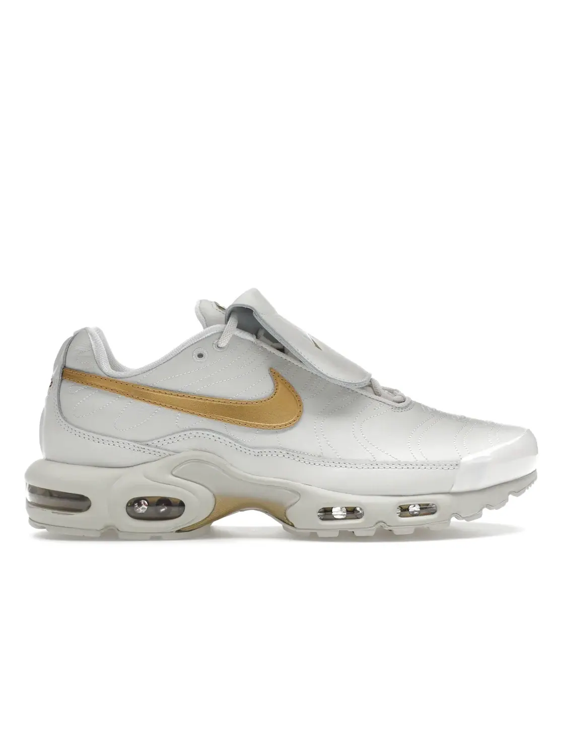 Мужские кроссовки с квилтингом Nike Air Max Plus Tiempo — изображение 1 из 4, металлик золотистый