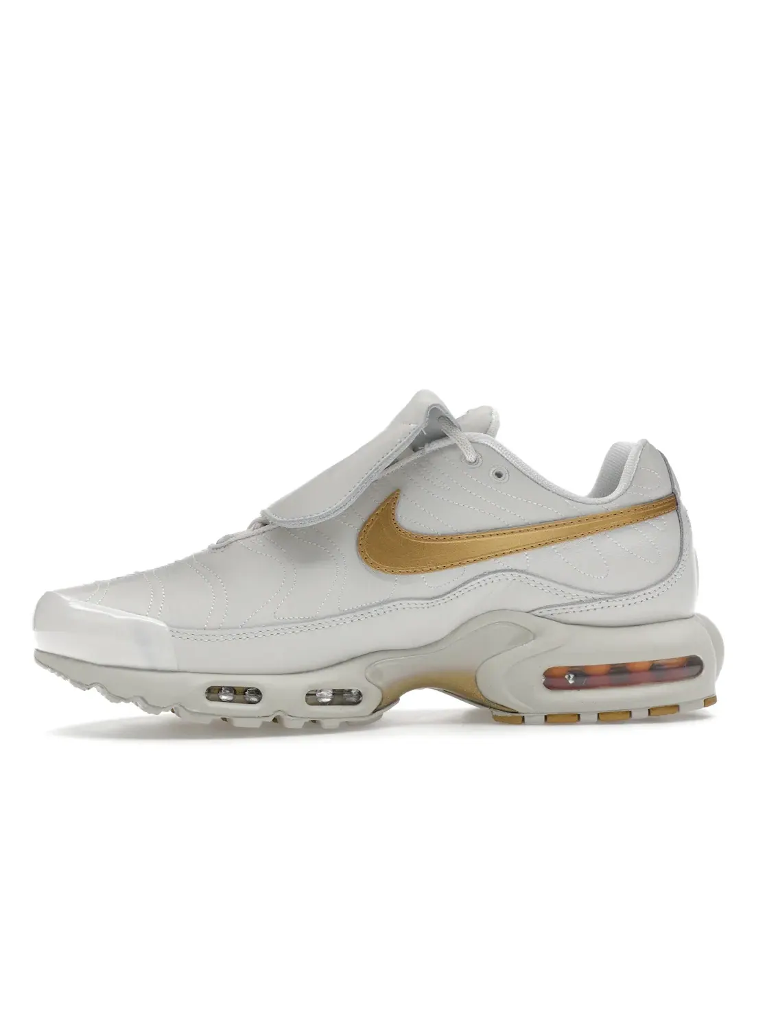 Мужские кроссовки с квилтингом Nike Air Max Plus Tiempo — изображение 3 из 4, металлик золотистый
