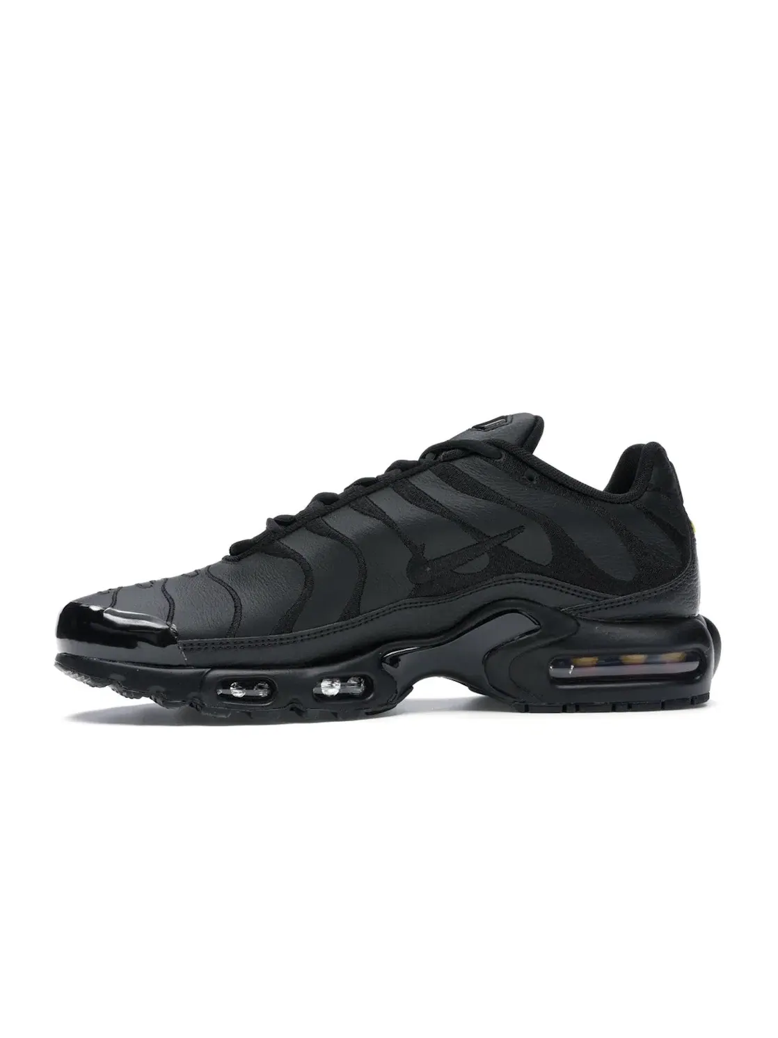 Мужские кроссовки Lifestyle с кожаным верхом Nike Air Max Plus — изображение 3 из 4, черный/черный-черный