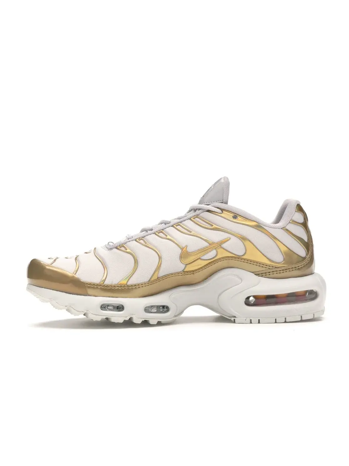 Женские кроссовки для повседневной носки Nike Air Max Plus — изображение 3 из 4